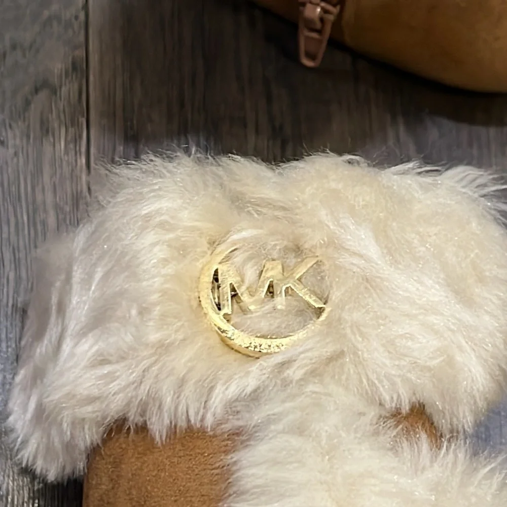 Michael Kors Baby Grace Fur Crib Booties Infant new tan Shoes Boots Girls Size 1